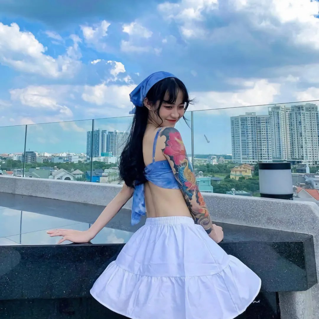 假日嬉春